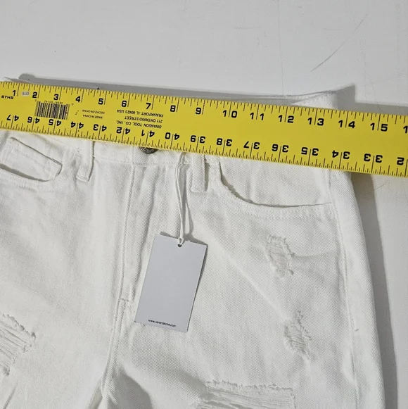 NWT Vervet Women's Emma Denim Distressed Frayed Mom Jeans White Size 26 B22 - Picture 7 of 10